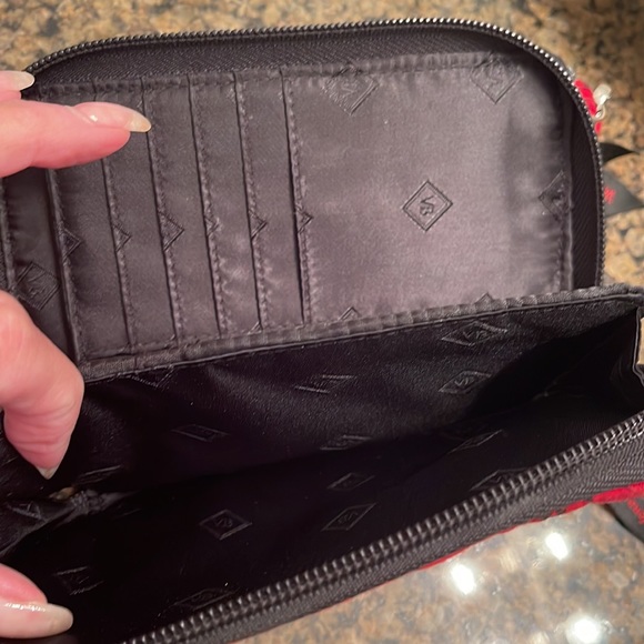 Vera Bradley UGA - Picture 2 of 8